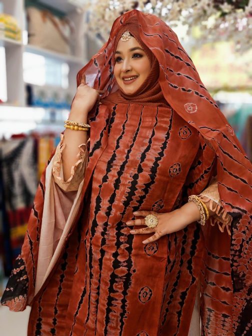 kuchiyana batik