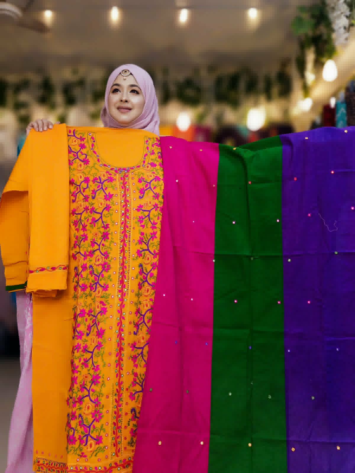 Handstich dress